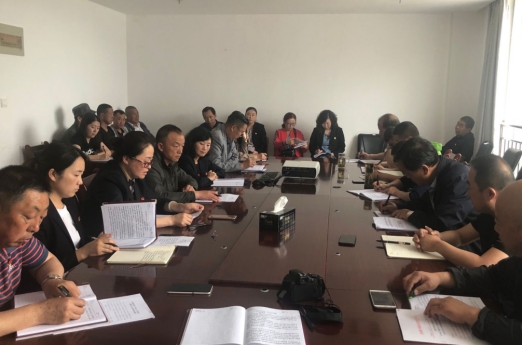 物產(chǎn)配送公司所屬黨支部召開(kāi)&ldquo;不忘初心、牢記使命&rdquo;主題教育專(zhuān)題研討會(huì)